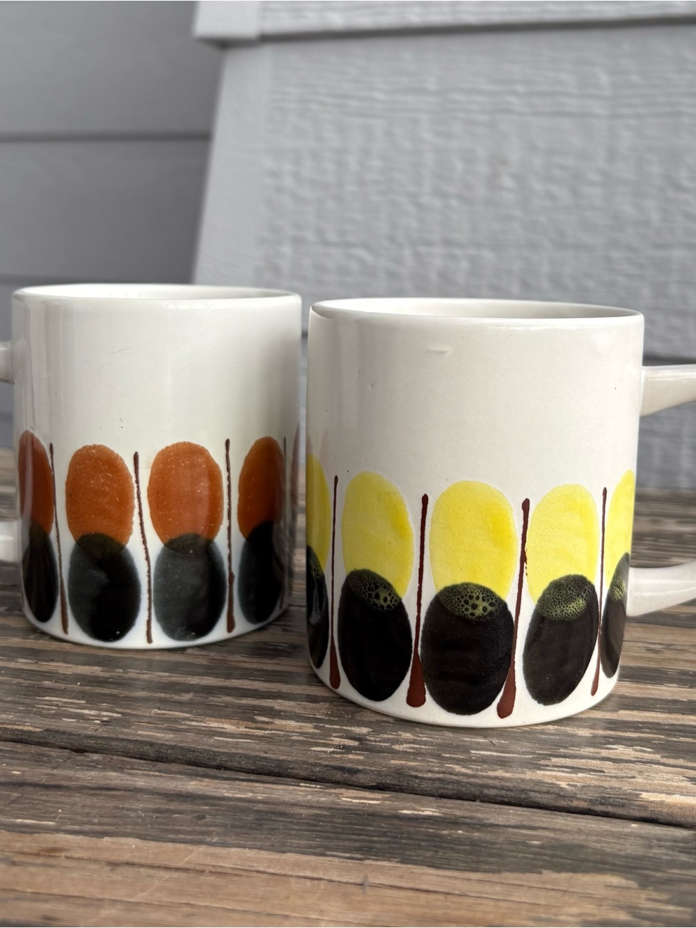 Fall Color Mid Century Thumbprint Mugs - Set of Two